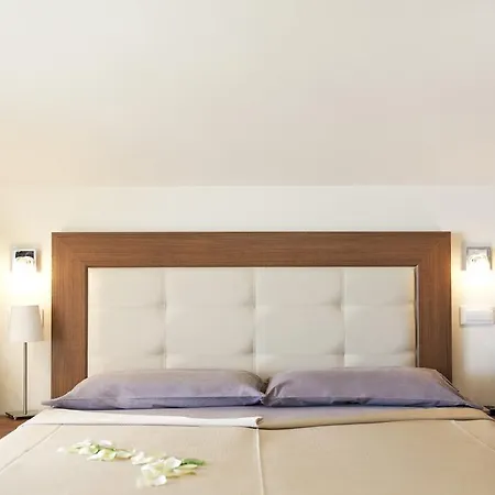 Hotell Aurea 3*